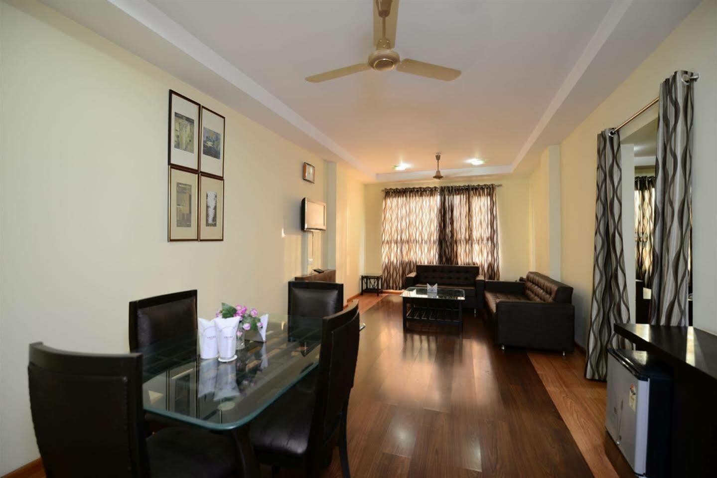 Bhilai Hotel Vatsa International מראה חיצוני תמונה